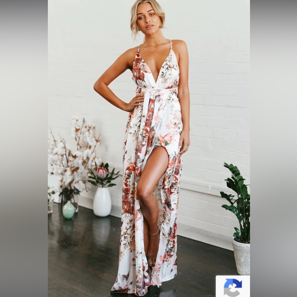 Hello Molly maxi floral dress. Never worn